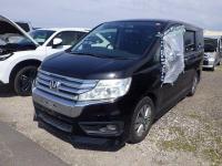 Honda STEPWAGON SPADA 2015