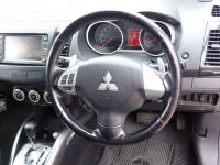 Mitsubishi OUTLANDER 2008
