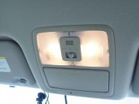 Toyota NOAH 2011