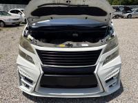 Toyota VELLFIRE 2009