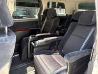 Toyota VELLFIRE 2009