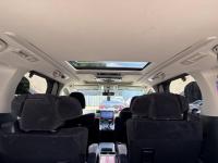 Toyota VELLFIRE 2009