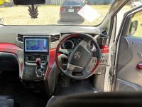 Toyota VELLFIRE 2009