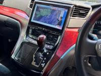 Toyota VELLFIRE 2009