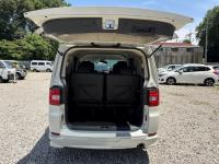 Mitsubishi DELICA D:5 2010