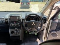 Mitsubishi DELICA D:5 2010