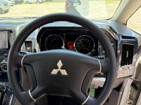 Mitsubishi DELICA D:5 2010