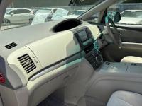 Toyota ESTIMA HYBRID 2010