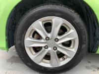 Honda FIT HYBRID 2011