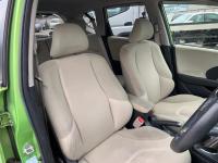Honda FIT HYBRID 2011