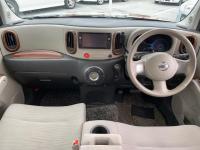 Nissan CUBE 2011