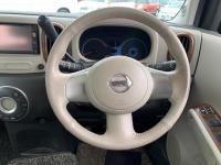 Nissan CUBE 2011