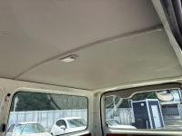Toyota HIACE VAN 2004