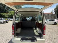 Toyota HIACE VAN 2004