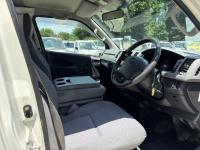 Toyota HIACE VAN 2004