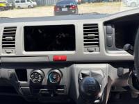 Toyota HIACE VAN 2004