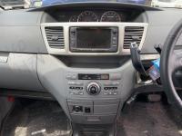 Toyota VOXY 2004