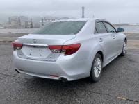 Toyota MARK X 2015
