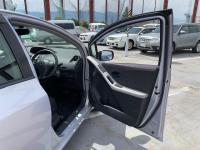 Toyota VITZ 2010
