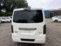 Nissan CARAVAN VAN 2016