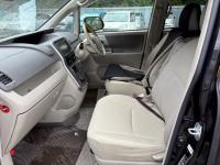 Toyota NOAH 2009