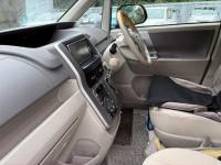 Toyota NOAH 2009