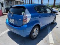 Toyota AQUA 2012