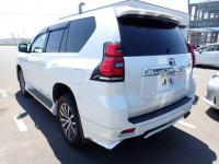 Toyota LAND CRUISER PRADO 2018