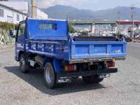 Isuzu ELF TRUCK 2011