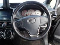 Toyota VOXY 2017