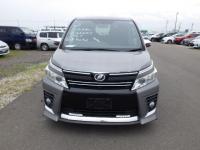 Toyota VOXY 2015