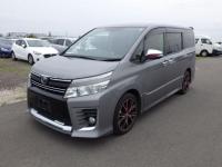 Toyota VOXY 2015