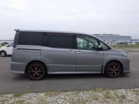 Toyota VOXY 2015