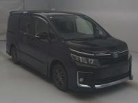 Toyota VOXY 2015