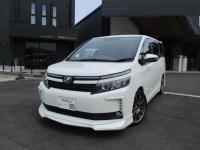 Toyota VOXY 2015