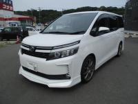 Toyota VOXY 2015