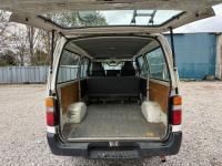 Toyota HIACE VAN 2004