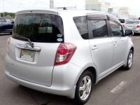 Toyota RACTIS 2009