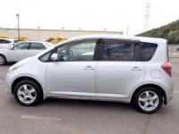 Toyota RACTIS 2009