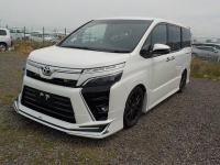 Toyota VOXY 2018