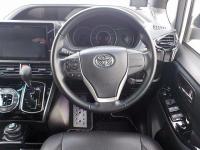 Toyota VOXY 2018