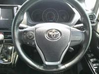 Toyota VOXY 2017