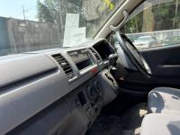 Toyota HIACE VAN 2004