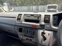 Toyota HIACE VAN 2004