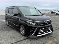 Toyota VOXY 2017