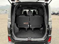 Toyota VOXY 2017