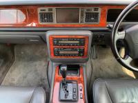 Toyota CENTURY 2002