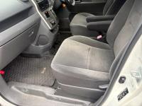 Toyota VOXY 2009