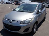 Mazda DEMIO 2011