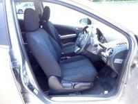 Mazda DEMIO 2011